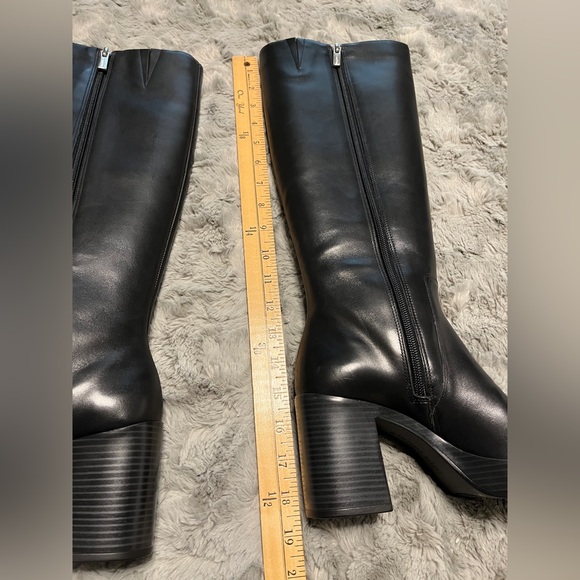 Black Leather Knee Boots - size 6 - Picture 8 of 10